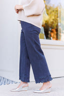 Embroidered Edge Denim Entro