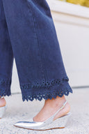 Embroidered Edge Denim Entro