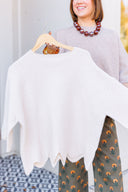 Scalloped Edge Sweater Entro