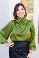 Satin Grove Top Entro