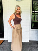 The Main Character Midi Skirt Entro