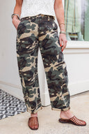 Worn-In Camo Barrel Jean Risen