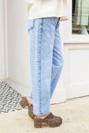 The Everyday Ease Barrel Jean JUST BLACK DENIM